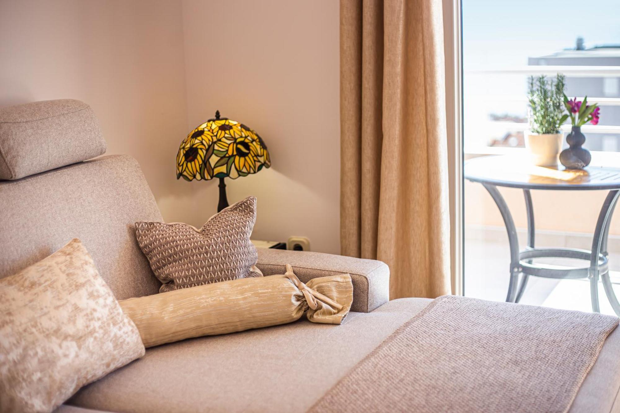 Apartment Anita With Amazing Sea View Makarska Eksteriør bilde