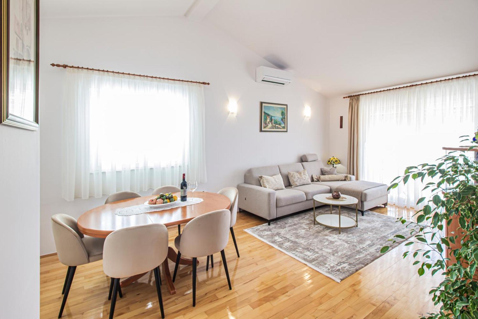 Apartment Anita With Amazing Sea View Makarska Eksteriør bilde