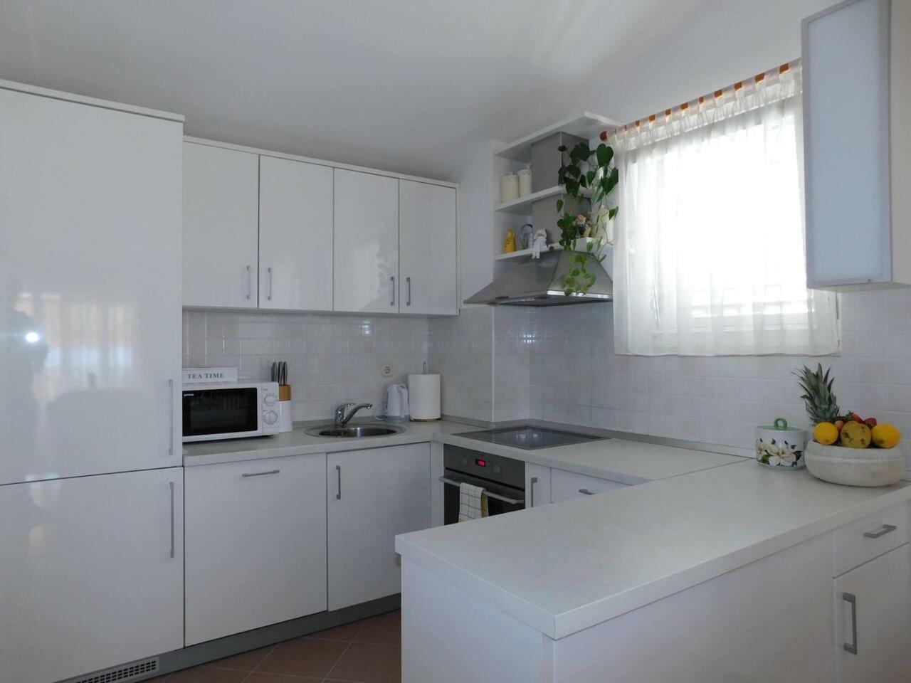 Apartment Anita With Amazing Sea View Makarska Eksteriør bilde